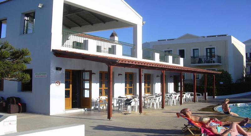 Camari Garden Hotel Apartments Gerani Chanion Dış mekan fotoğraf